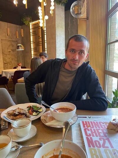  ,   Yury, 39 ,   ,   