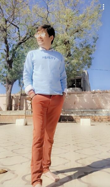  ,   Manoj, 43 ,   ,   