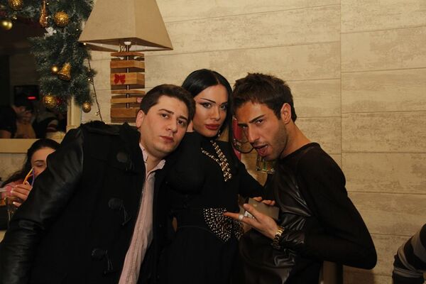  Piraeus,   Nata, 33 ,     , c 