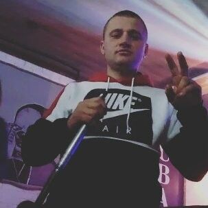  18649776  Ivan, 29 ,    