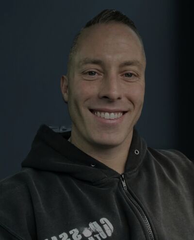  ,   Peytonwayten, 48 ,   ,   , c 