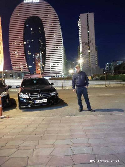  ,   Irakli, 35 ,   ,   