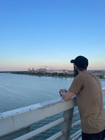  --,   Rasul, 37 ,   ,   