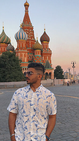  ,   Waleed, 24 ,   ,   , c , 