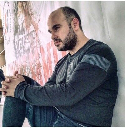  ,   Mestan, 39 ,  