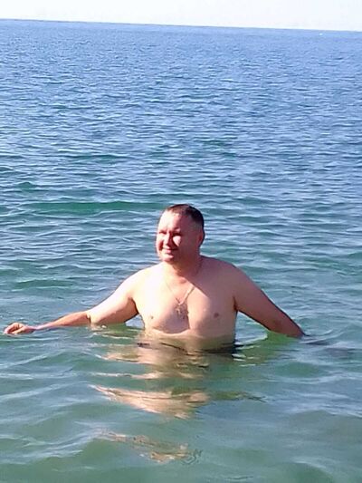  ,   Alexey, 49 ,   ,   , c , 
