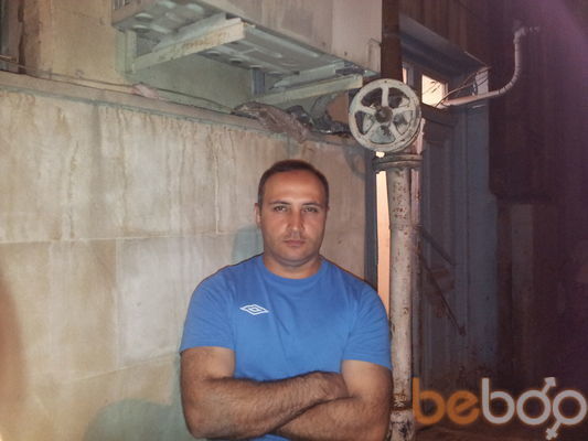  ,   Seymur, 41 ,  