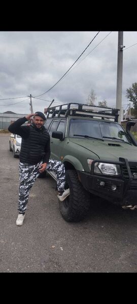  Utopia,   Ali Adin, 40 ,   ,   