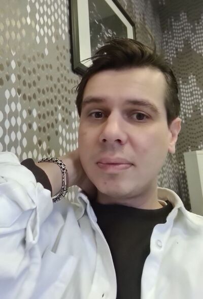  ,   HazelEyes, 37 ,   ,   , c 