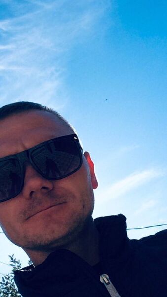  ,   Denis, 38 ,   ,   