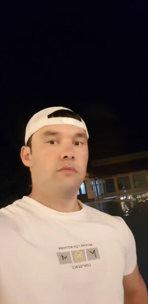  ,   Bek, 31 ,   ,   