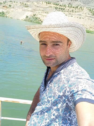  ,   Davit, 31 ,   ,   