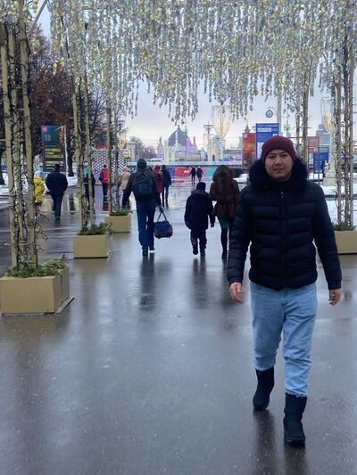  ,   Oybek, 25 ,   ,   