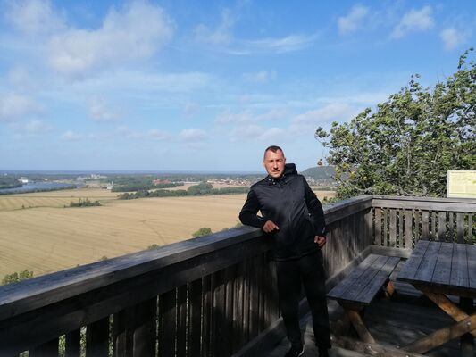  ,   Jurij, 42 ,   c 