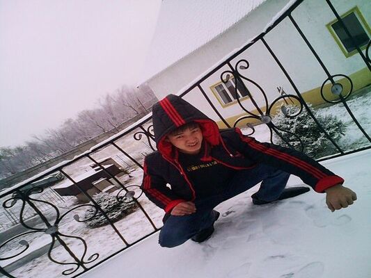  ,   Diko, 30 ,   