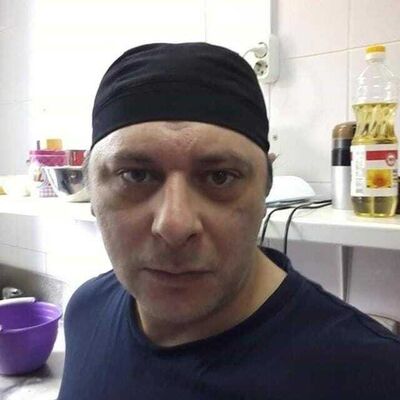  ,   Gia, 48 ,   ,   