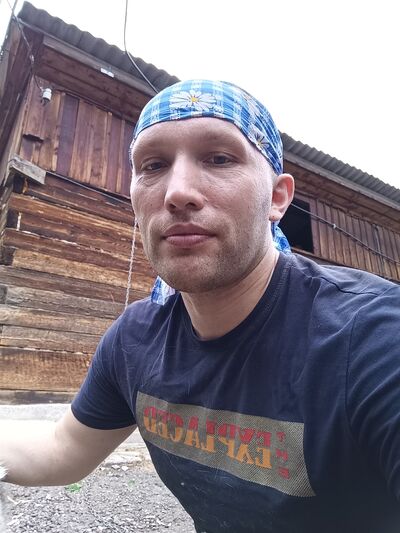  ,   Ivan, 40 ,   ,   