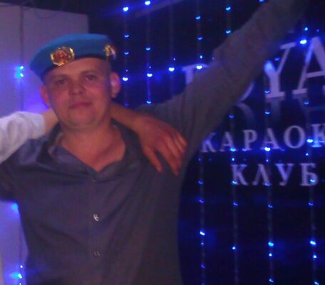  ,   Oleg, 31 ,   