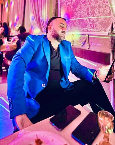  ,   Farid, 42 ,   ,   