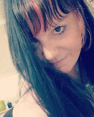  ,   Lana, 40 ,   ,   , c , 