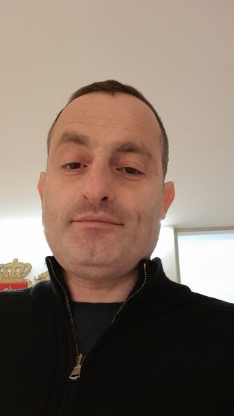  ,   Dudu, 46 ,  