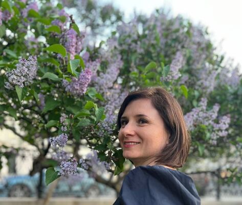  ,   Elena, 44 ,     , c 