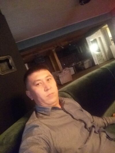  ,   Erlan, 40 ,   ,   , c 