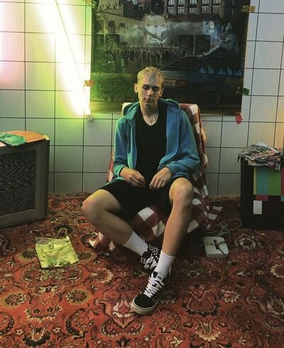  -,   , 22 ,   ,   