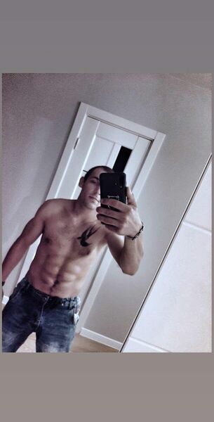  ,   Romik, 28 ,   