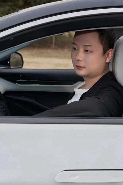  Xuzhou,   Gary, 36 ,     , c 