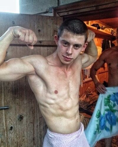  ,   Aleks, 31 ,   