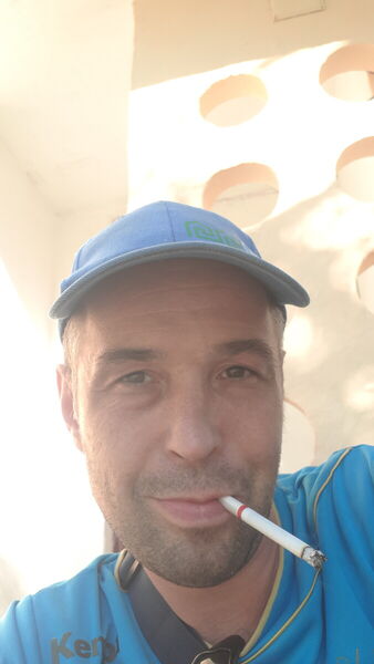  ,   Valentin, 46 ,   ,   , c 