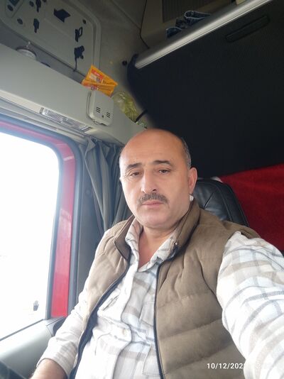  Novy,   Ali, 50 ,   ,   