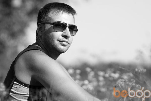  ,   Manforlove, 38 ,   