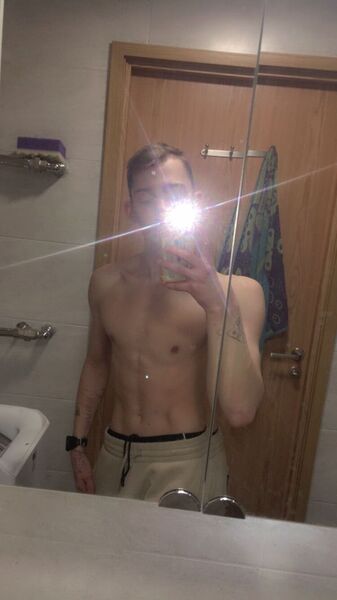  ,   Karislav, 20 ,   ,   