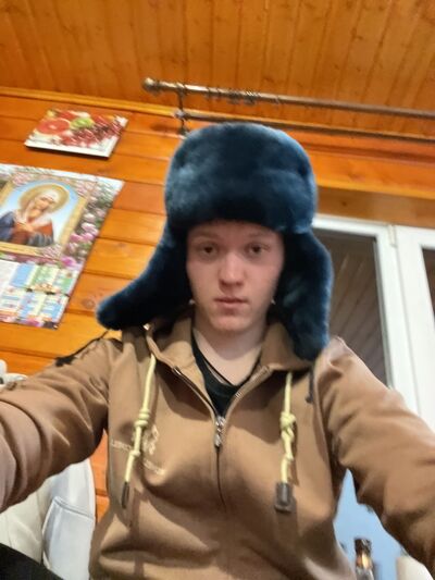   ,   Dan, 22 ,   ,   