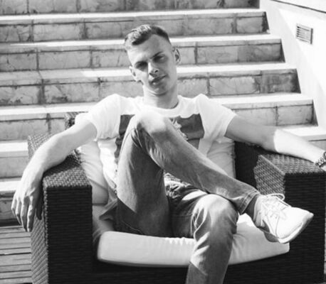  ,   , 27 ,   
