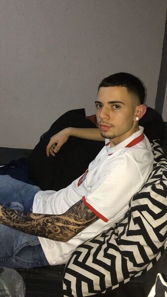  -,   Adrian, 24 ,   ,   