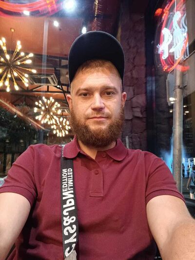  ,   Evgeny, 32 ,   ,   