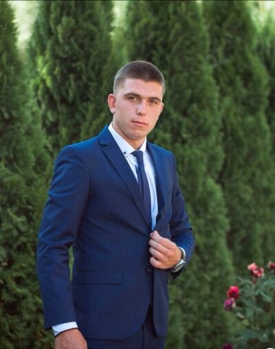  ,   Maxim, 23 ,   ,   