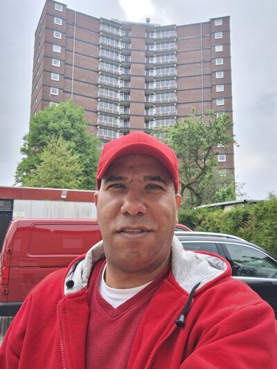  ,   Mohamed, 49 ,   ,   , c 