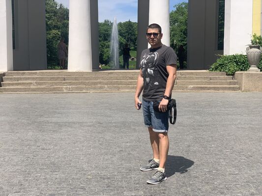  ,   Yars, 37 ,   ,   