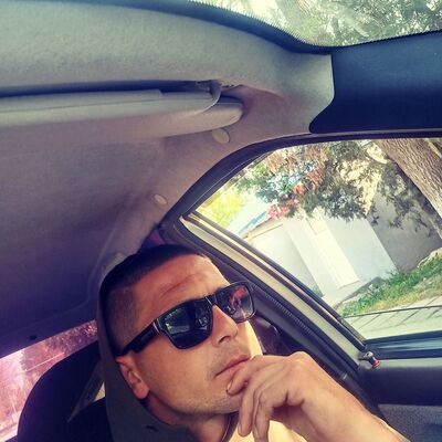  ,   Maxim, 33 ,   ,   , c , 