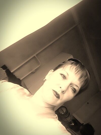   ,   Julia, 43 ,   ,   , c 