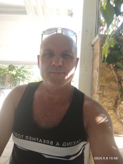   ,   Goran, 53 ,   ,   