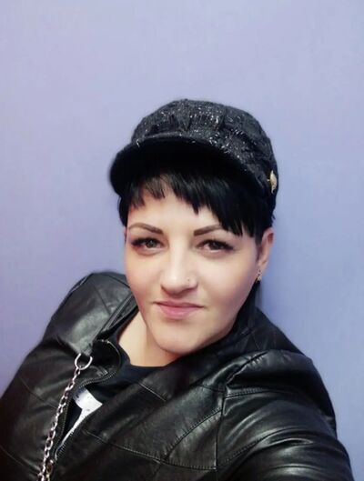  ,   Yana, 43 ,     , c , 