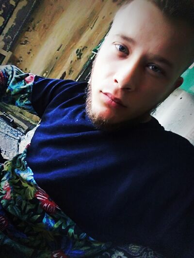  ,   Cristian, 26 ,   ,   , c 