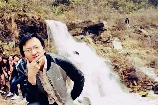  ,   Hai, 37 ,   ,   
