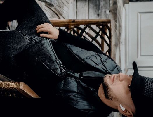 -,   Romeo, 33 ,   ,   