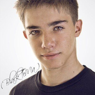  ,   Artem, 30 ,   ,   , c 